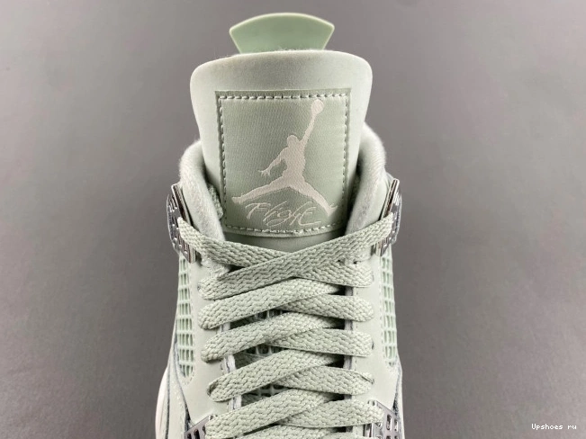 Seafoam  4  Jordan HV0823-003 Sail  Retro 0410